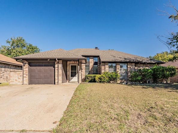 509  Benedict Lane , Arlington Texas 76002