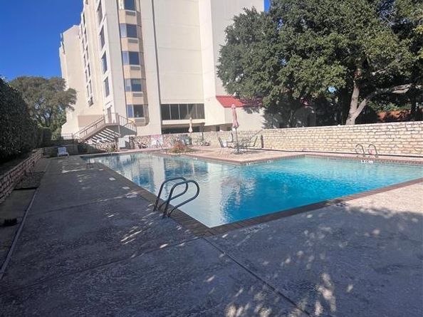 2117  Reflection Bay Drive , Arlington Texas 76013