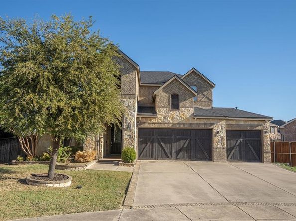 1320  Ponca Street , Carrollton Texas 75010