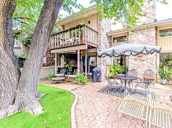 1805  Lakecrest Court 