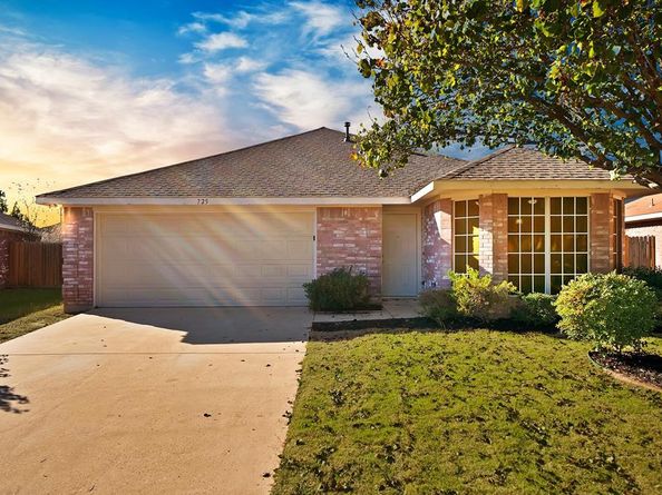 725  Azalea Lane , Cedar Hill Texas 75104