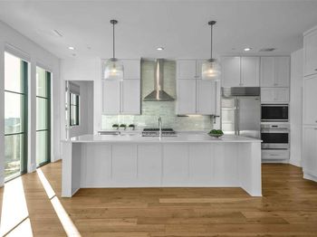 5270  Town And Country Boulevard 