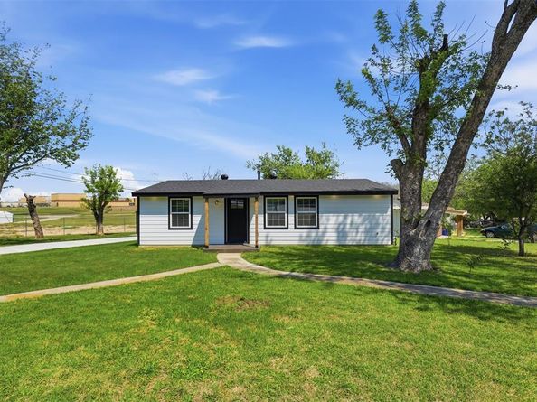 7944  Downe Drive , White Settlement Texas 76108