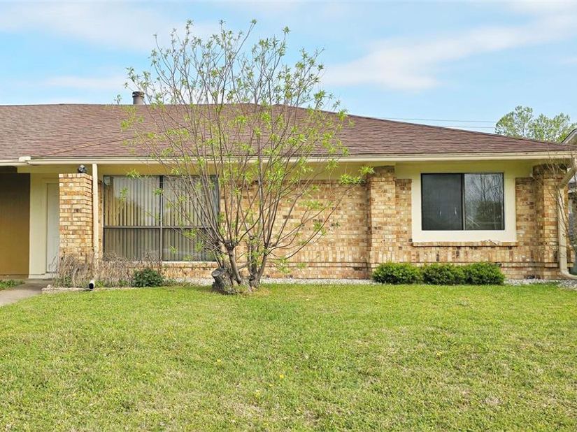 2224  Limestone Lane , Garland Texas 75040