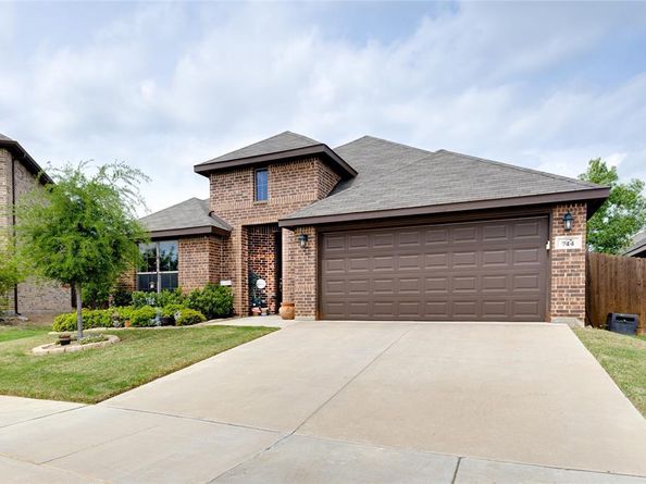 744  Sandy Chip Trail , Fort Worth Texas 76108