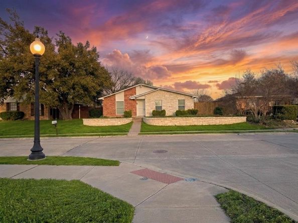 5502  Vagas Drive , Rowlett Texas 75088