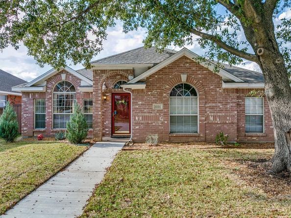 1051  Summit Park , Lewisville Texas 75077