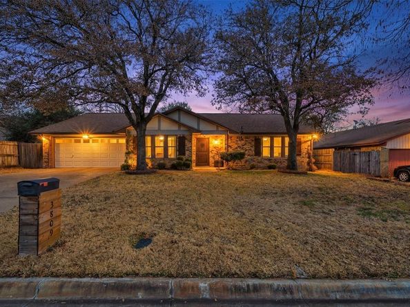 3809  Melstone Drive , Arlington Texas 76016