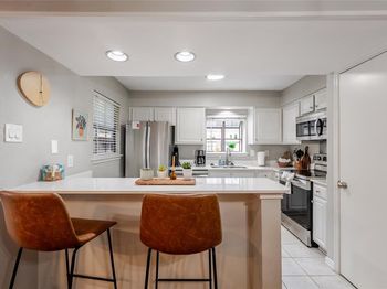 15221  Berry Trail 