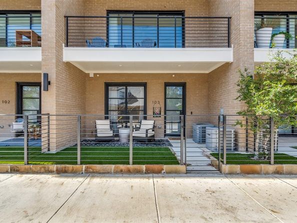 805  Pavillion Street  103, Dallas Texas 75204
