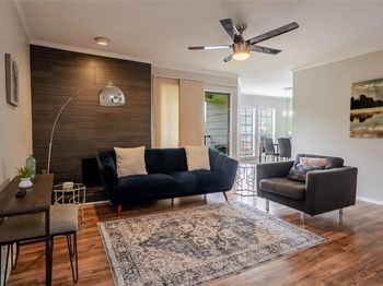 15151  Berry Trail 