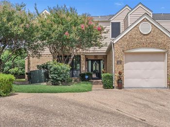 215  Cimarron Trail 