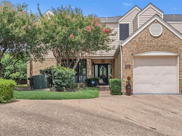 215  Cimarron Trail  1, Irving Texas 75063