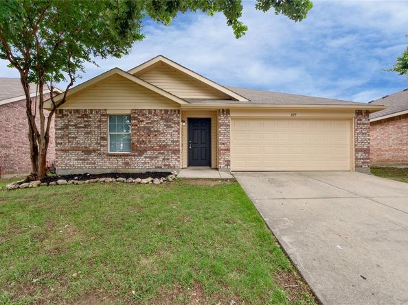 829  Santa Rosa Drive , Fort Worth Texas 76052