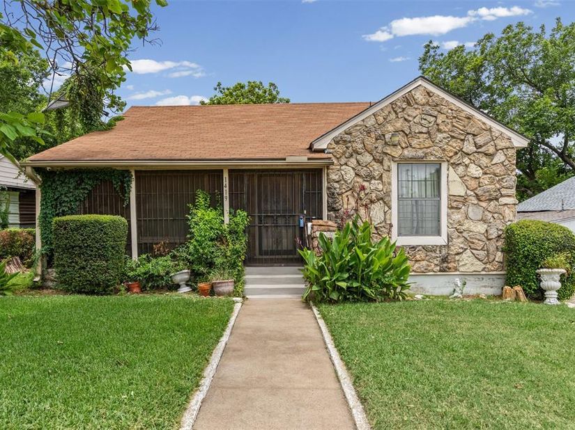 1419  Georgia Avenue , Dallas Texas 75216