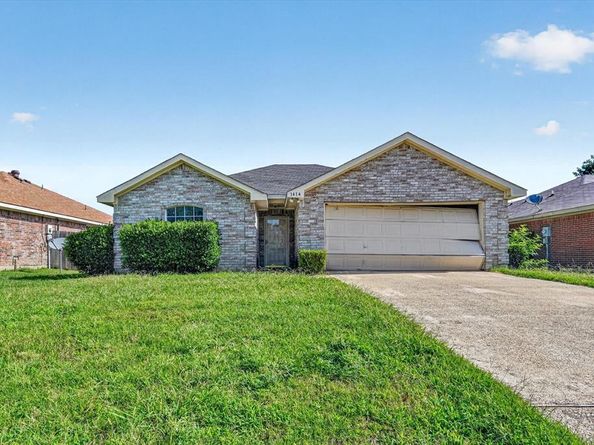 1414  Aviary Drive , DeSoto Texas 75115