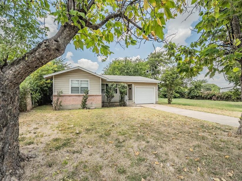 1708  Liberty Street , Fort Worth Texas 76105