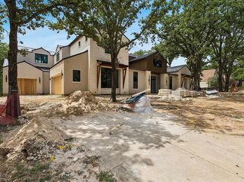 413  Live Oak Drive 