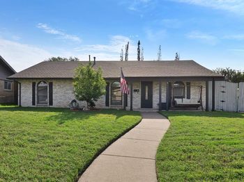 3433  Flagstone Drive 