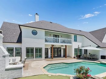 221  Carriage Hill Lane 
