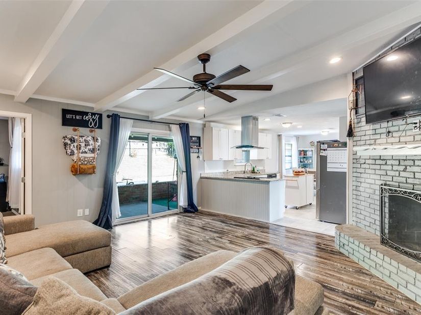 7501  Trimble Drive , Fort Worth Texas 76134