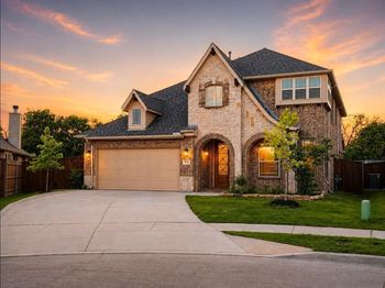 9121  Desert Flora Drive 