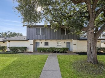 15543  El Estado Drive 