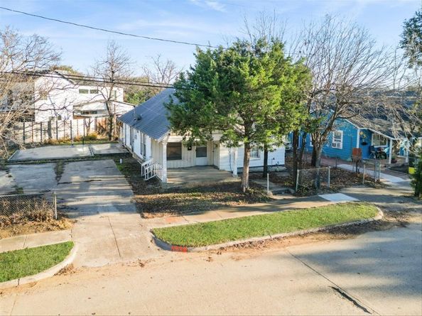 3338  Coronet Boulevard , Dallas Texas 75212