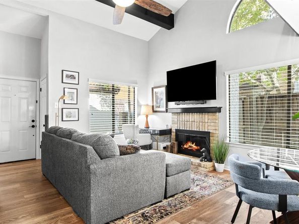 18040  Midway Road  103, Dallas Texas 75287