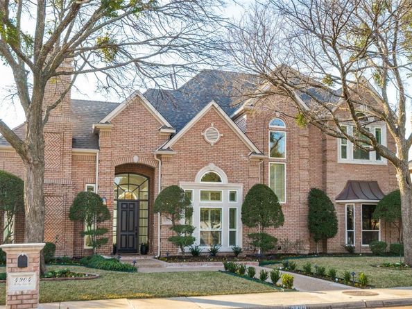 4904  Holly Tree Drive , Dallas Texas 75287