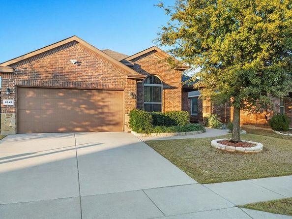 1045  Doe Meadow Drive , Fort Worth Texas 76028