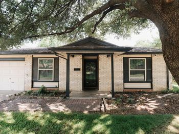 311  Town Creek Drive 