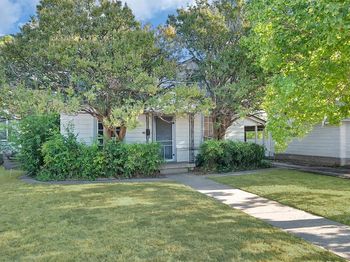1228 W Gambrell Street 