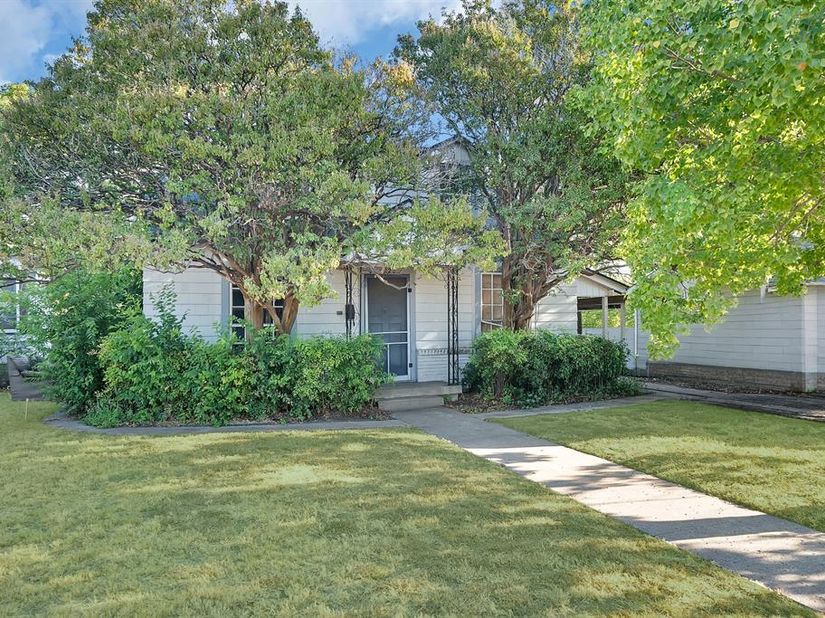 1228 W Gambrell Street , Fort Worth Texas 76115