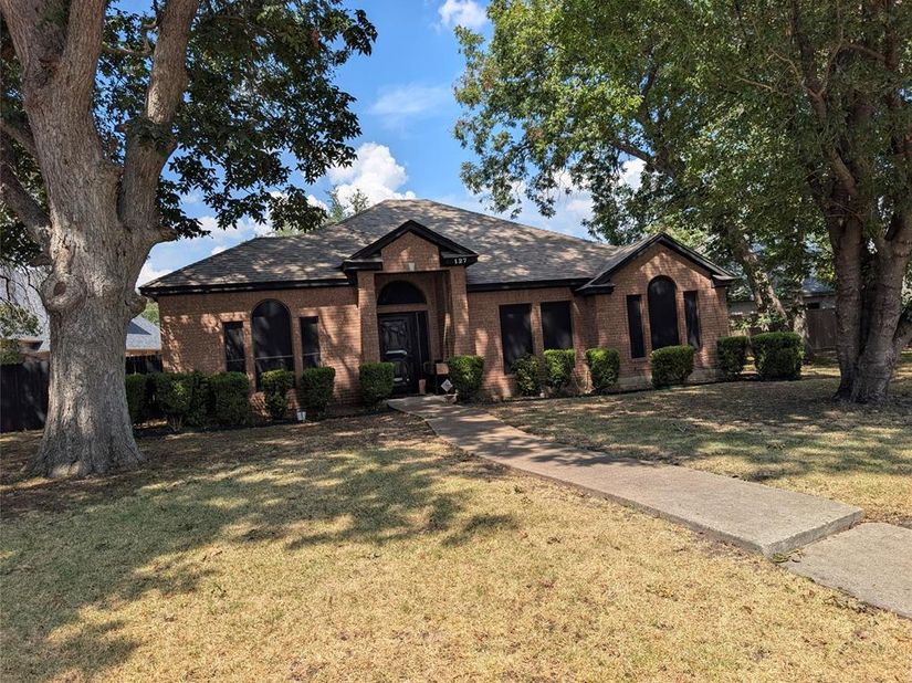 127  Pecan Grove , Lancaster Texas 75146