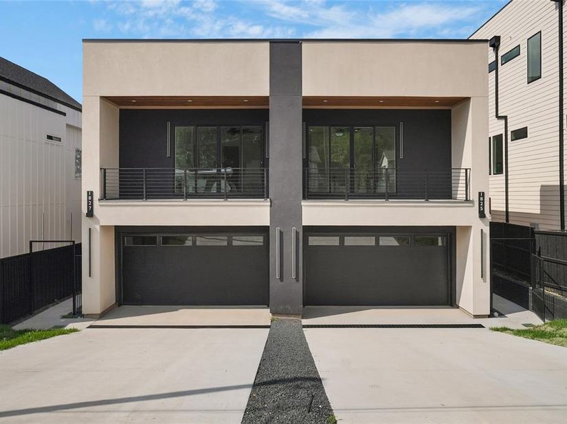 1825  Pollard Street , Dallas Texas 75208