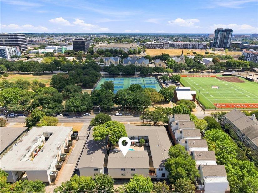 4011  Cole Avenue  111, Dallas Texas 75204