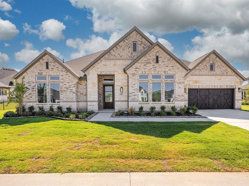 1217  Governors Boulevard , Heath Texas 75126