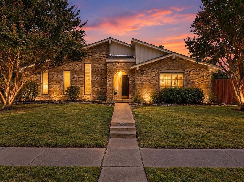 533  San Pedro Drive , Garland Texas 75043