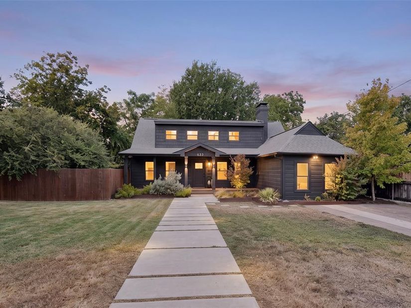 633  Strong Street , Dallas Texas 75208