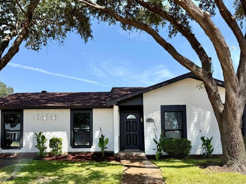 1810  Sandra Lane , Grand Prairie Texas 75052