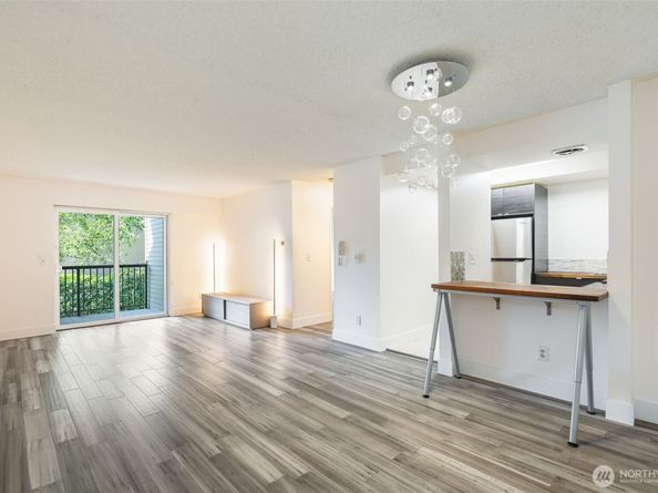 14665 NE 34TH Street B13, Bellevue WA 98007