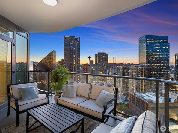 1920 4th Avenue 2308, Seattle WA 98101