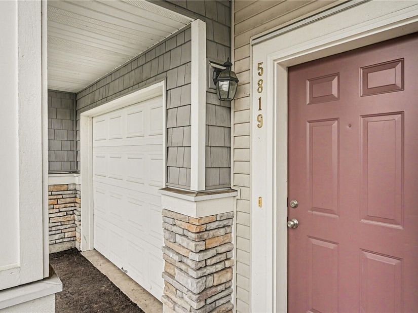 5819 S 232nd Place, Kent WA 98032