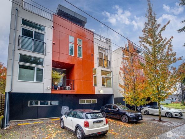 7721 15th Avenue NW A, Seattle WA 98117