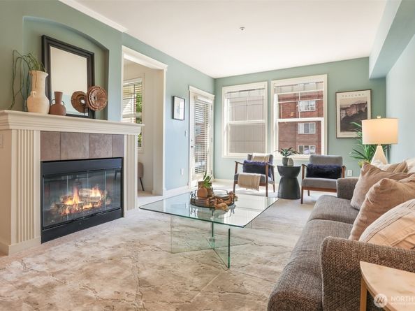 530 4th Avenue W 206, Seattle WA 98119