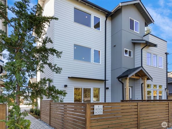 8005 25th Avenue NW, Seattle WA 98117
