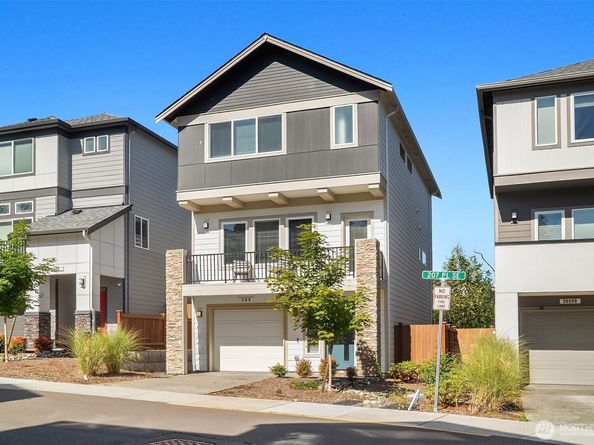 309 207th Place SE, Bothell WA 98012