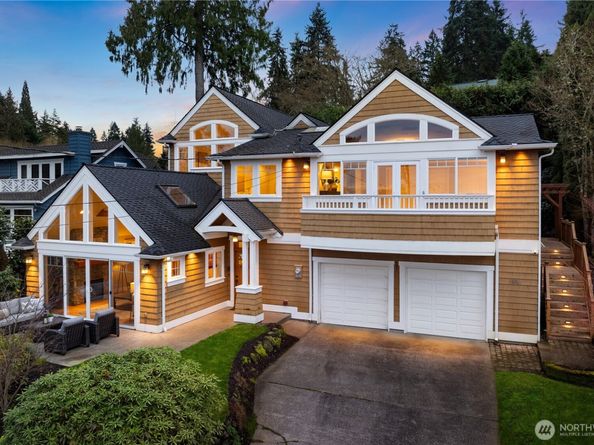 18021 SE 40th Place, Bellevue WA 98008