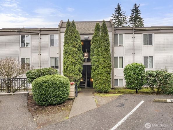 14605 34th Street NE h19, Bellevue WA 98007